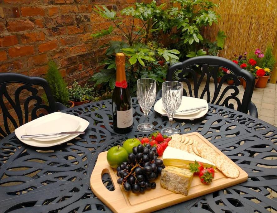 The Boutique York Garden Studio Εξωτερικό φωτογραφία